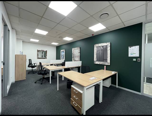 129M² OFFICE TO LET IN SANDTON CENTRAL